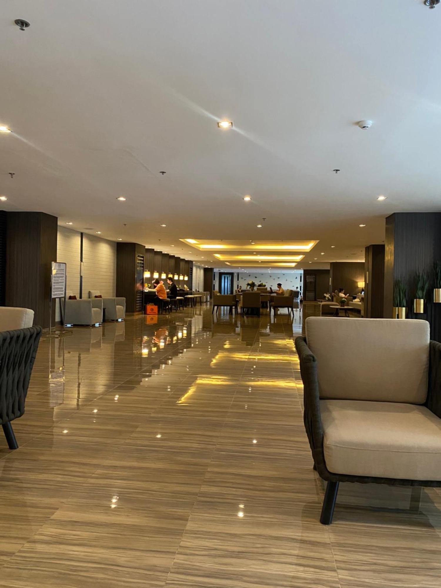 Frost At Air Residences Makati Manila Kültér fotó
